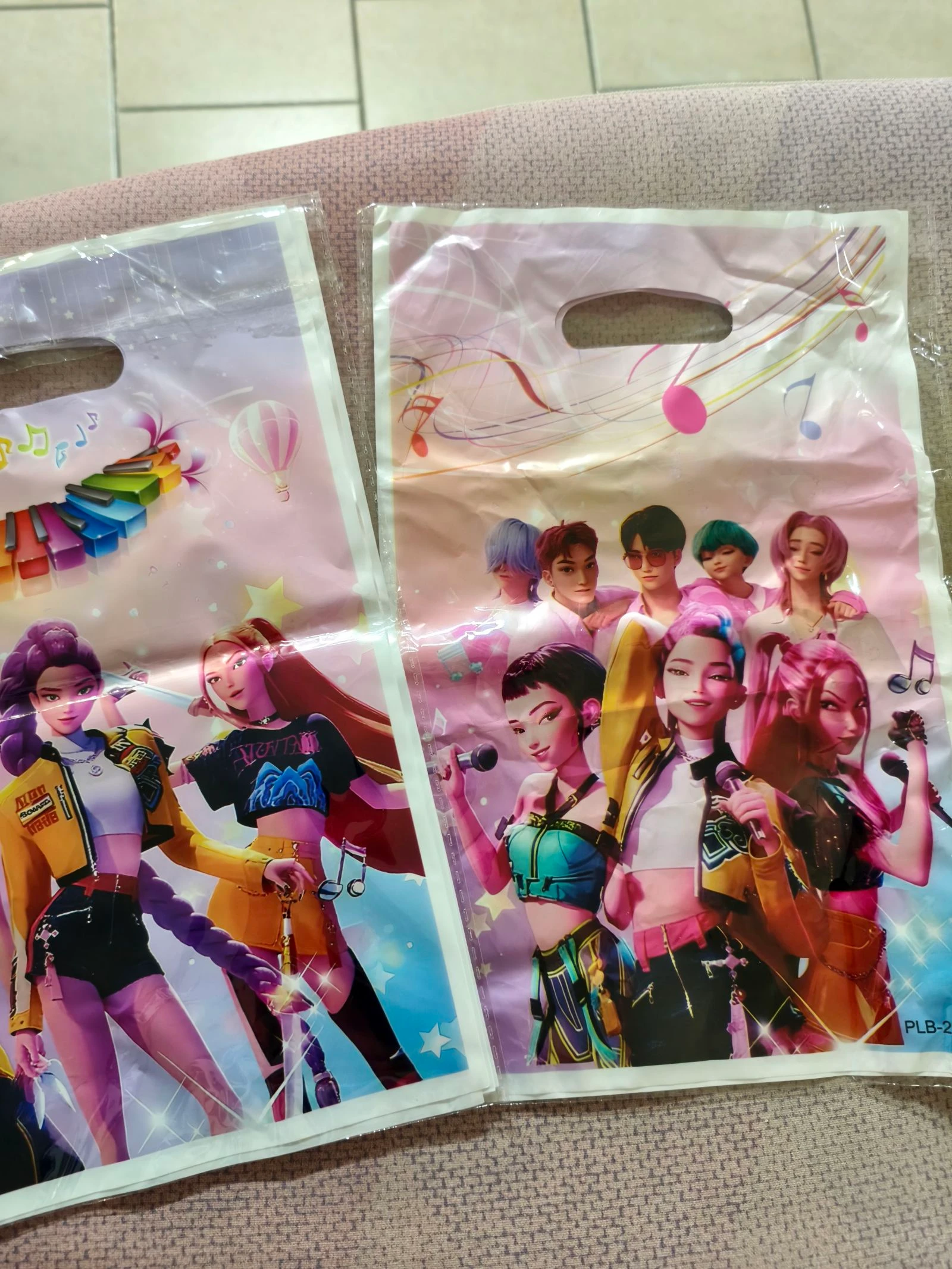 Lote 14 Sacos Festa K-Pop | Lot 14 Sachets Anniversaire K-Pop – photo 2